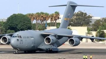طائرة عسكرية أميركية تهبط في موسكو .. وإعلام يتحدث عن زيارة لمدير CIA طائرة عسكرية أميركية تهبط في موسكو .. وإعلام يتحدث عن زيارة لمدير CIA