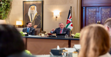 عاجل الملك يستقبل وفدا من مساعدي أعضاء في الكونغرس الأميركي عاجل الملك يستقبل وفدا من مساعدي أعضاء في الكونغرس الأميركي