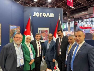 وفد نيابي برئاسة العمري يشارك في معرض IFTM بباريس وفد نيابي برئاسة العمري يشارك في معرض IFTM بباريس