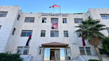 الأراضي: خلل تقني يعيق بعض الخدمات الالكترونية ونعمل على معالجته الأراضي: خلل تقني يعيق بعض الخدمات الالكترونية ونعمل على معالجته