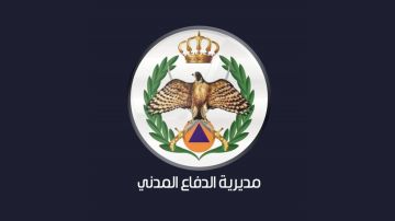 إخماد حريق داخل مصنع دهانات في الزرقاء إخماد حريق داخل مصنع دهانات في الزرقاء
