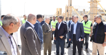 عاجل رئيس الديوان الملكي يتفقد مشاريع مبادرات ملكية في الزرقاء ويزور مبنى النادي القوقازي عاجل رئيس الديوان الملكي يتفقد مشاريع مبادرات ملكية في الزرقاء ويزور مبنى النادي القوقازي