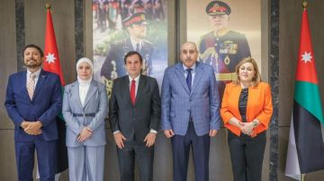 رئيس النواب يلتقي السفير التشيلي رئيس النواب يلتقي السفير التشيلي