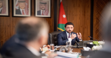 نائب الملك ولي العهد يترأس جانبا من جلسة مجلس الوزراء نائب الملك ولي العهد يترأس جانبا من جلسة مجلس الوزراء