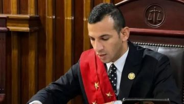 تطور جديد بمحاكمة المستشار المزيف في مصر .. الدفاع يطلب رد هيئة المحكمة تطور جديد بمحاكمة المستشار المزيف في مصر .. الدفاع يطلب رد هيئة المحكمة
