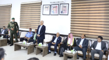 مندوبا عن الملك وولي العهد.. العيسوي يعزي عشيرة البدارين مندوبا عن الملك وولي العهد.. العيسوي يعزي عشيرة البدارين