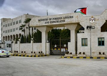 الأردن يدين استهداف الحوثيين للرياض ومناطق سعودية الأردن يدين استهداف الحوثيين للرياض ومناطق سعودية