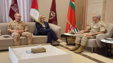 اللواء الحراسيس يبحث مع السفيرة التشيكية تعزيز التعاون اللواء الحراسيس يبحث مع السفيرة التشيكية تعزيز التعاون