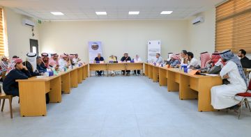 أهالي القويرة والحميمة يضعون مطالبهم على طاولة النواب أهالي القويرة والحميمة يضعون مطالبهم على طاولة النواب