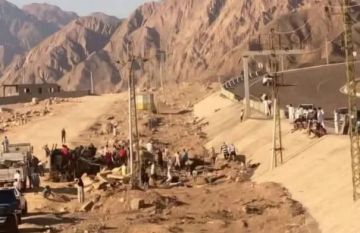 تفاصيل جديدة حول حادث سيناء المروع الذي قضى به 10 أردنيين .. صور تفاصيل جديدة حول حادث سيناء المروع الذي قضى به 10 أردنيين .. صور