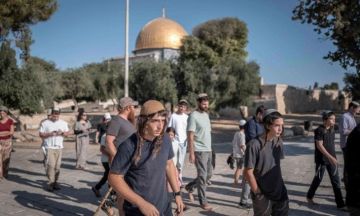 الأردن يدين استمرار اقتحامات المستوطنين للمسجد الأقصى الأردن يدين استمرار اقتحامات المستوطنين للمسجد الأقصى