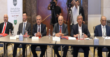سياسيون يؤكدون أهمية البناء على مخرجات الزيارة الملكية للصين سياسيون يؤكدون أهمية البناء على مخرجات الزيارة الملكية للصين