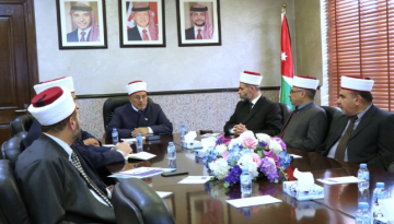قاضي القضاة يؤكد أهمية مواصلة تطوير العمل في المحاكم الشرعية قاضي القضاة يؤكد أهمية مواصلة تطوير العمل في المحاكم الشرعية