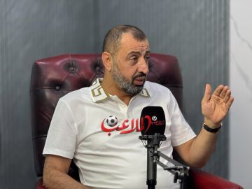الدميسي : لو عاد الزمن لدعمت الوحدات من عمر سنة .. نسفنا المديونية .. وانا ابن الاخضر وتشجيع الفيصلي في الاسيوية من الواجب الوطني الدميسي : لو عاد الزمن لدعمت الوحدات من عمر سنة .. نسفنا المديونية .. وانا ابن الاخضر وتشجيع الفيصلي في الاسيوية من الواجب الوطني