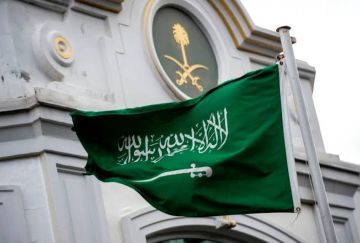 السعودية: مسيرات قادمة من العراق استهدفت خط أنابيب الرياض والمدينة المنورة السعودية: مسيرات قادمة من العراق استهدفت خط أنابيب الرياض والمدينة المنورة