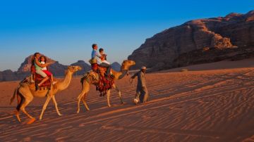 ارتفاع عدد زوار وادي رم 82 ارتفاع عدد زوار وادي رم 82