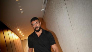 أحمد العوضي يطلب الدعاء لوالده من داخل المستشفى أحمد العوضي يطلب الدعاء لوالده من داخل المستشفى