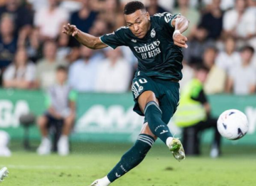 60 ألف يورو.. حكم قضائي جديد في أزمة مبابي وسان جيرمان