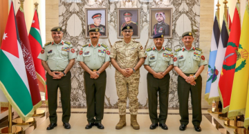 اللواء الحراسيس يقلد عددا من كبار الضباط رتبهم الجديدة اللواء الحراسيس يقلد عددا من كبار الضباط رتبهم الجديدة