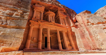 السواعير: توجيهات ولي العهد تركز على دعم البترا في ظل الأزمة السياحية السواعير: توجيهات ولي العهد تركز على دعم البترا في ظل الأزمة السياحية