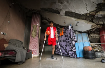 "أين نحن من إنسانيتكم؟".. إعلان "أديداس" عبر جندي إسرائيلي يستفز مبتوري غزة