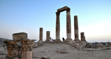 أجواء معتدلة الحرارة في أغلب مناطق المملكة حتى الأحد أجواء معتدلة الحرارة في أغلب مناطق المملكة حتى الأحد
