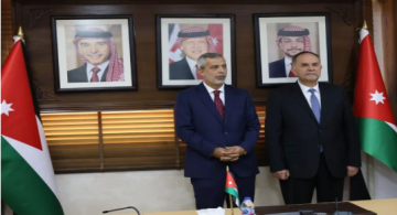 (٣٩) محاميا يؤدون اليمين القانونية أمام وزير العدل (٣٩) محاميا يؤدون اليمين القانونية أمام وزير العدل