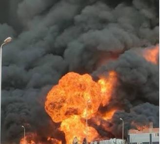 الآن : حريق في مصنع للدهانات في الهاشمية الآن : حريق في مصنع للدهانات في الهاشمية