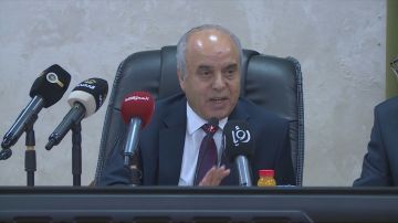 محافظة: لا توجيهي جديد .. والمرحلة الثانوية ثلاث سنوات - فيديو محافظة: لا توجيهي جديد .. والمرحلة الثانوية ثلاث سنوات - فيديو