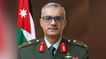 قيادة الجيش الشابه والفكر الملكي قيادة الجيش الشابه والفكر الملكي