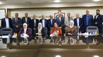 ختام دورة متخصصة لمديري الصناعة والتجارة بنقابة الصحفيين ختام دورة متخصصة لمديري الصناعة والتجارة بنقابة الصحفيين