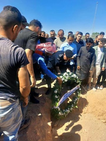الأمن العام يشارك بتشييع الوكيل لؤي سمير سعيد الجليس الأمن العام يشارك بتشييع الوكيل لؤي سمير سعيد الجليس