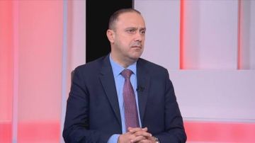 المومني يعلن عن إطلاق النسخة الإنجليزية من فرح المومني يعلن عن إطلاق النسخة الإنجليزية من فرح