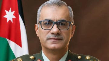 من هو قائد الجيش اللواء الركن الحراسيس .. السيرة الذاتية