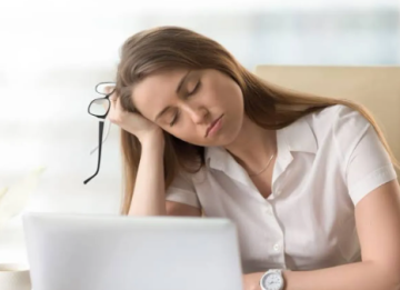 التعب المزمن.. متى تكون مراجعة الطبيب ضرورة؟ التعب المزمن.. متى تكون مراجعة الطبيب ضرورة؟
