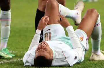 مبابي يفجر أزمة بين زيدان وريال مدريد مبابي يفجر أزمة بين زيدان وريال مدريد