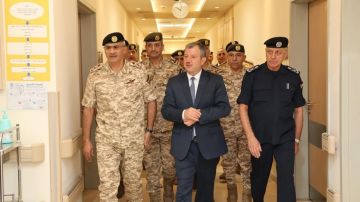الحراسيس يزور مصابي حادث مكلفي خدمة العلم الحراسيس يزور مصابي حادث مكلفي خدمة العلم