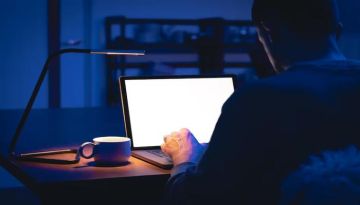ظهور إبستين عربي وفيديوهات خادشة تورط سياسي ورياضي وفنان .. التفاصيل ظهور إبستين عربي وفيديوهات خادشة تورط سياسي ورياضي وفنان .. التفاصيل