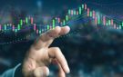 مؤشرات الأسهم الأميركية تنخفض الاثنين