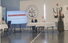 سفراء جائزة الحسين بن عبدالله الثاني للعمل التطوعي يكثفون جلساتهم التعريفية في العقبة