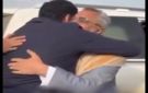 وزير عراقي يحتضن قياديا حوثيا: ضرباتكم رفعت راسنا 