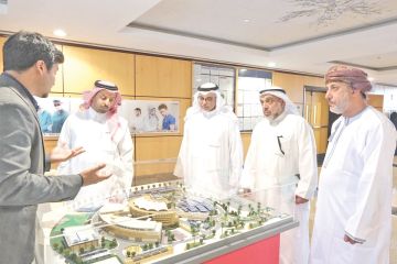  عبدالله السالم زارت جامعات بالبحرين