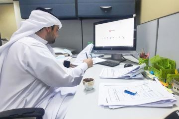 الشال : 51.7 من الكويتيين العاملين في الحكومة جامعيون  الشال : 51.7 من الكويتيين العاملين في الحكومة جامعيون