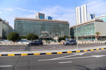 البلدية : 44 مخالفة استغلال مساحات أمام محال تجارية دون ترخيص في حولي البلدية : 44 مخالفة استغلال مساحات أمام محال تجارية دون ترخيص في حولي