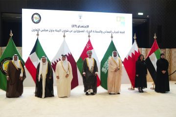 وزير النفط: أسعار النفط سترتفع بعد العقوبات الأميركية على الشركات الروسية وزير النفط: أسعار النفط سترتفع بعد العقوبات الأميركية على الشركات الروسية