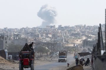 واشنطن تناقش خطة لنشر قوة غزة وتروج لتقسيم مؤقت للقطاع واشنطن تناقش خطة لنشر قوة غزة وتروج لتقسيم مؤقت للقطاع