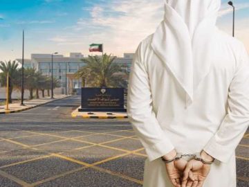 مصدر أمني لـ القبس : الكويت تسلمت المتهم صاحب الحسابات الوهمية المثيرة للفتن مصدر أمني لـ القبس : الكويت تسلمت المتهم صاحب الحسابات الوهمية المثيرة للفتن