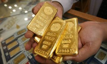 الذهب يهبط 5 إلى 4136 دولارا للأونصة الذهب يهبط 5 إلى 4136 دولارا للأونصة