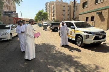 بلدية الكويت تنفذ حملة شاملة في الأحمدي للتأكد من الالتزام باللوائح