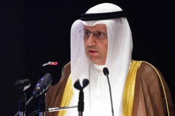 العمر : الكويت من أوائل الدول المقدمة لخدمات الذكاء الاصطناعي لموظفيها  العمر : الكويت من أوائل الدول المقدمة لخدمات الذكاء الاصطناعي لموظفيها